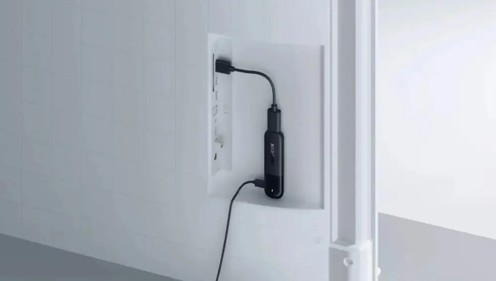 El Xiaomi TV Stick 4K (2ª Generación) se puede conectar a un televisor mediante su conector HDMI
