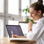 Así es el WiFi mesh que recomiendan en casas grandes: señal estable, 3 puertos y cero complicaciones