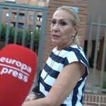 Rosa Benito se desmarca, muy tensa ante las cámaras, del preocupante estado de salud de Amador Mohedano