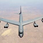 La fuerza aérea de Estados Unidos se lleva un susto: uno de sus bombarderos casi se estrella