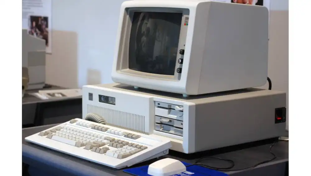 IBM Personal Computer/AT.