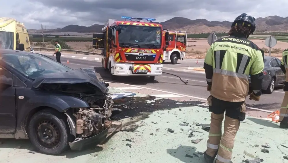 Vehículo accidentado en Lorca