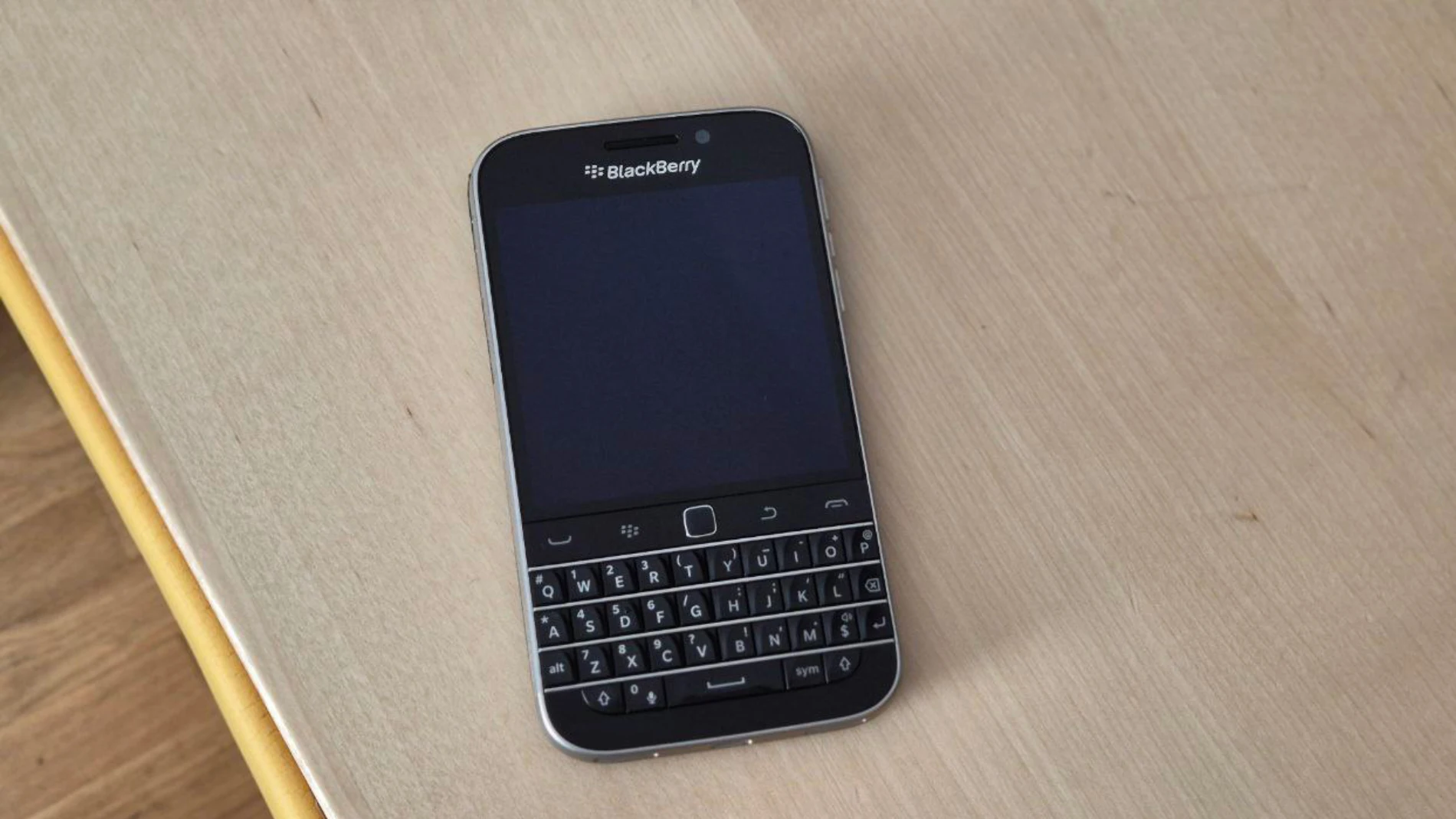 La Blackberry Classic vuelve a estar de moda en pleno 2025
