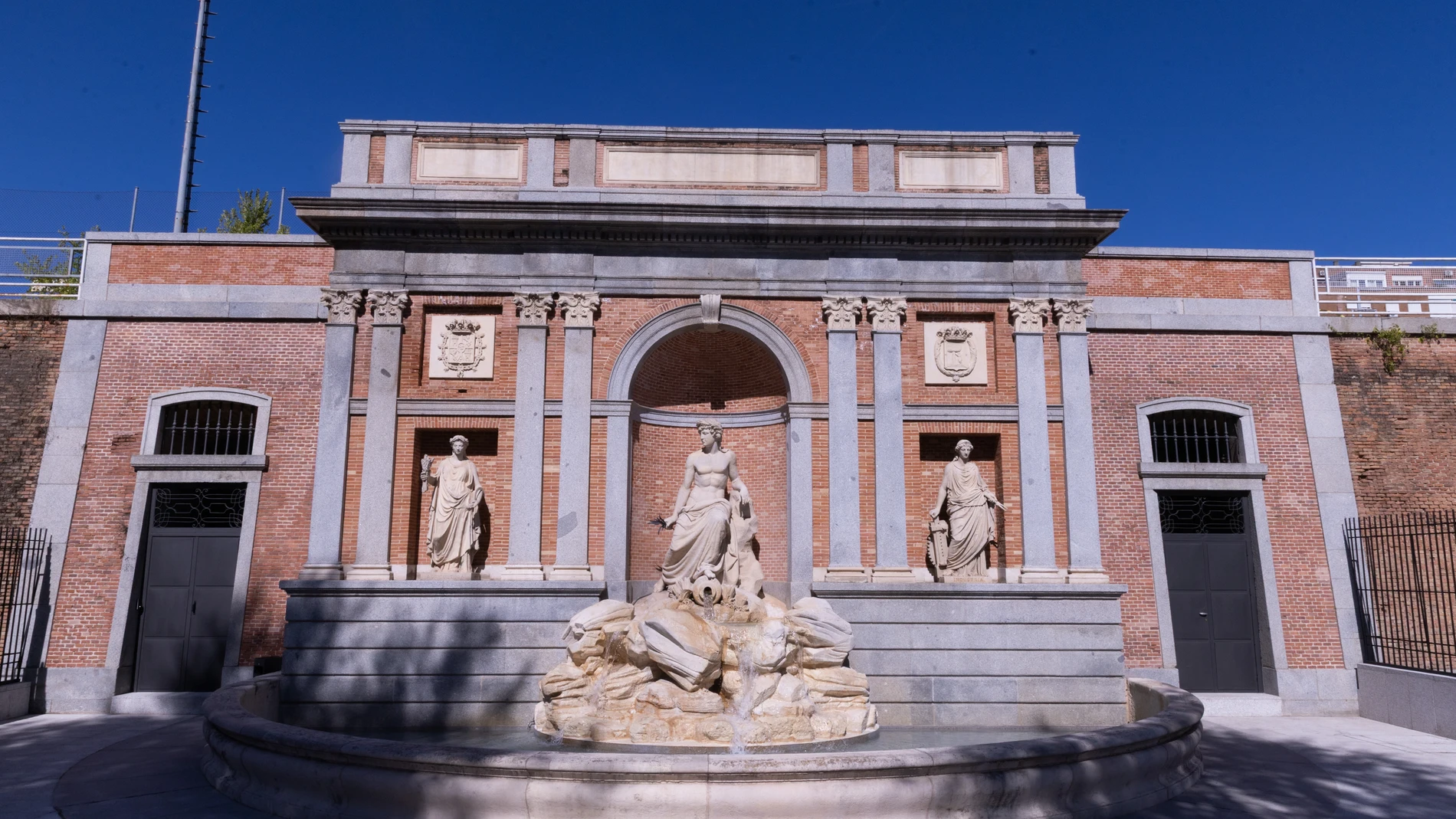 Fuente del padre Lozoya