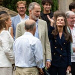 Los Reyes, la princesa Leonor y la infanta Sofía se reúnen con el Consejo Asesor Joven de la Fundación Princesa de Girona