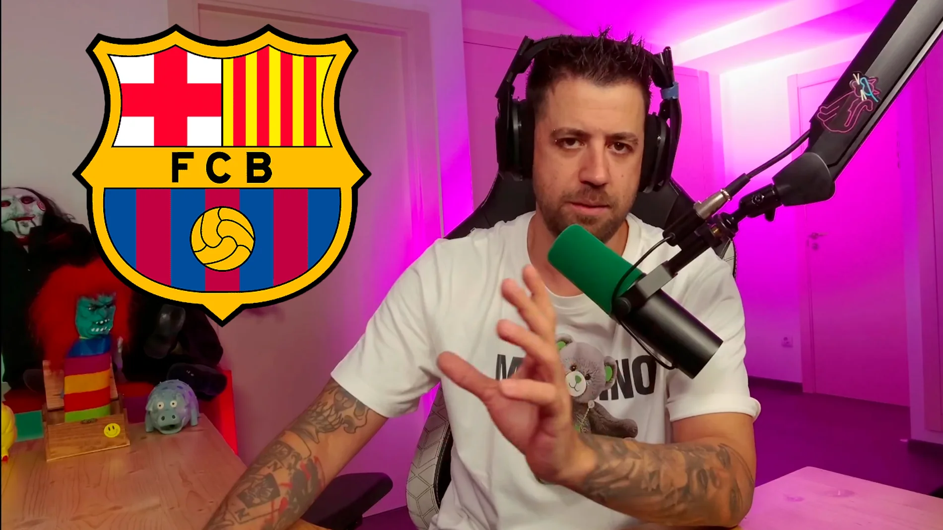 El enfado de Auronplay con el FC Barcelona por su último fichaje: "No tienen dinero ni para grabar un TikTok"