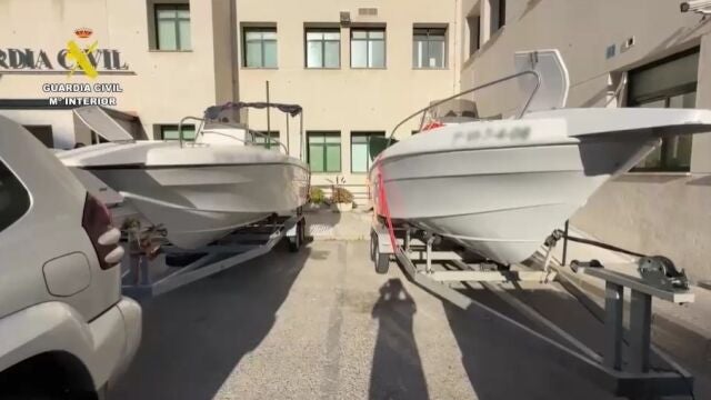 Las dos embarcaciones incautadas cuando pretendían introducir 1.500 kilos de coca por Cádiz y Rota.