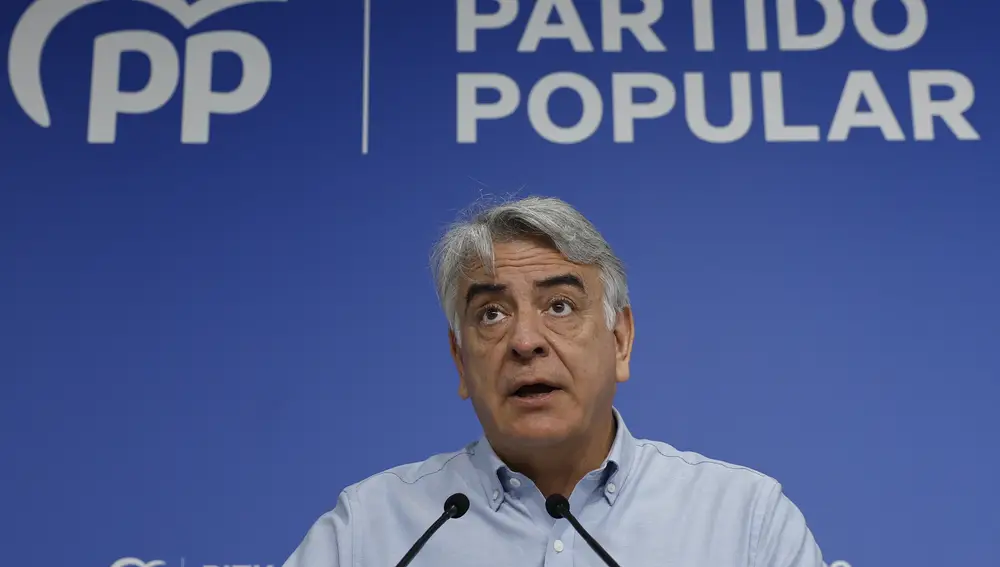 Rueda de prensa de Javier de Andrés