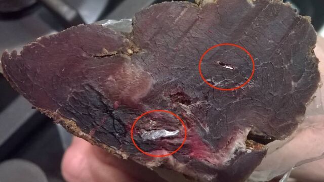 Carne de caza con restos de plomo