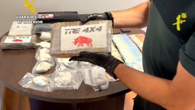 Sucesos.- Cinco detenidos y dos encarcelados al caer una red de tráfico de cocaína y blanqueo en Castro (Cantabria)