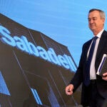El Banco Sabadell logra un beneficio récord de 975 millones hasta junio, un 23,3 % más