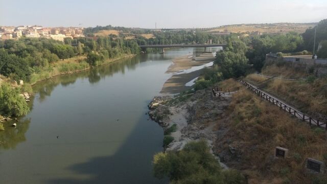 Río Tajo a su paso por Toledo