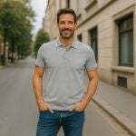 El polo más versátil para hombres mayores de 40: por qué gusta tanto este modelo de Tommy Hilfiger