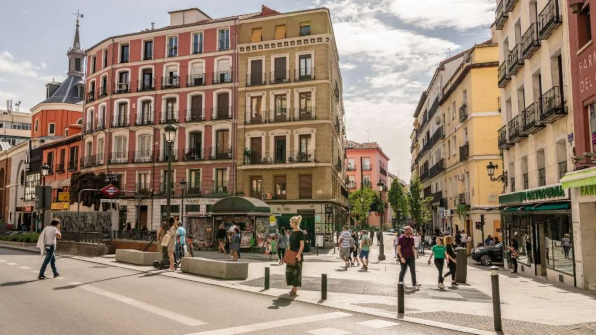 ¿Cuánto mide la calle más corta de Madrid? Está en el centro y no supera los 15 metros