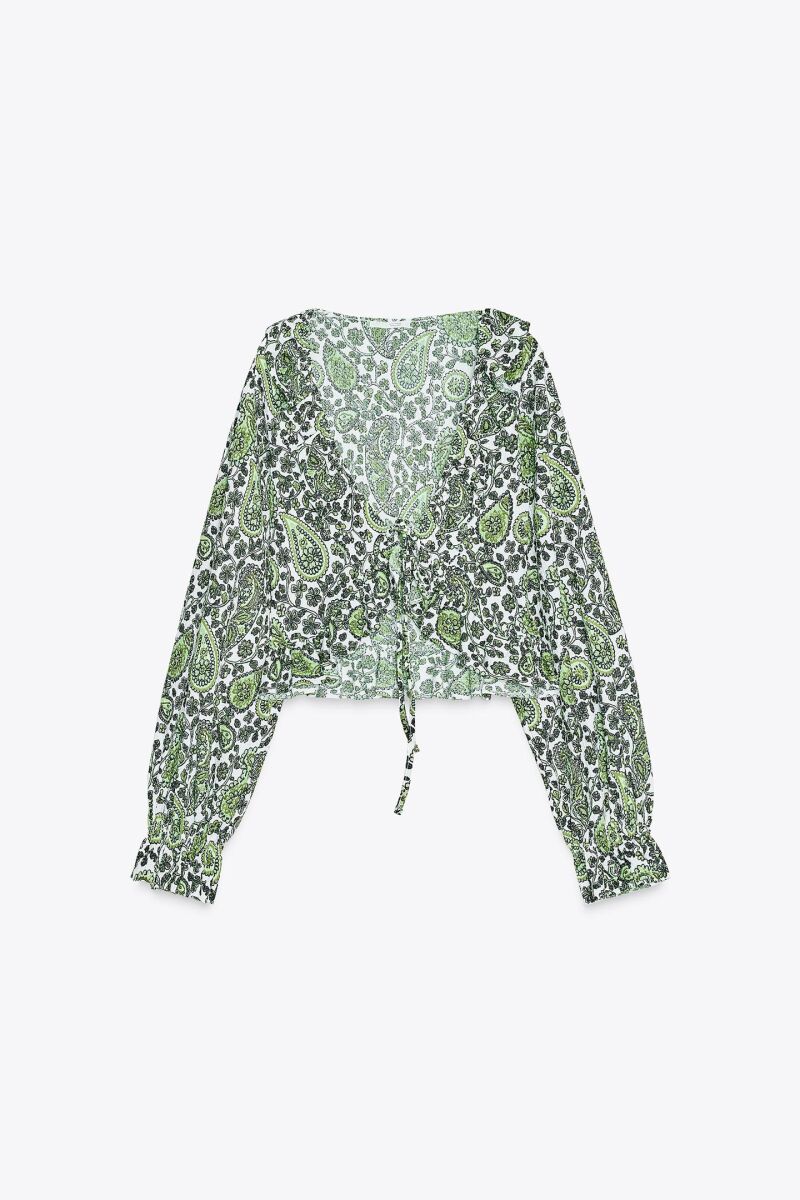 Blusa de estampado paisley.
