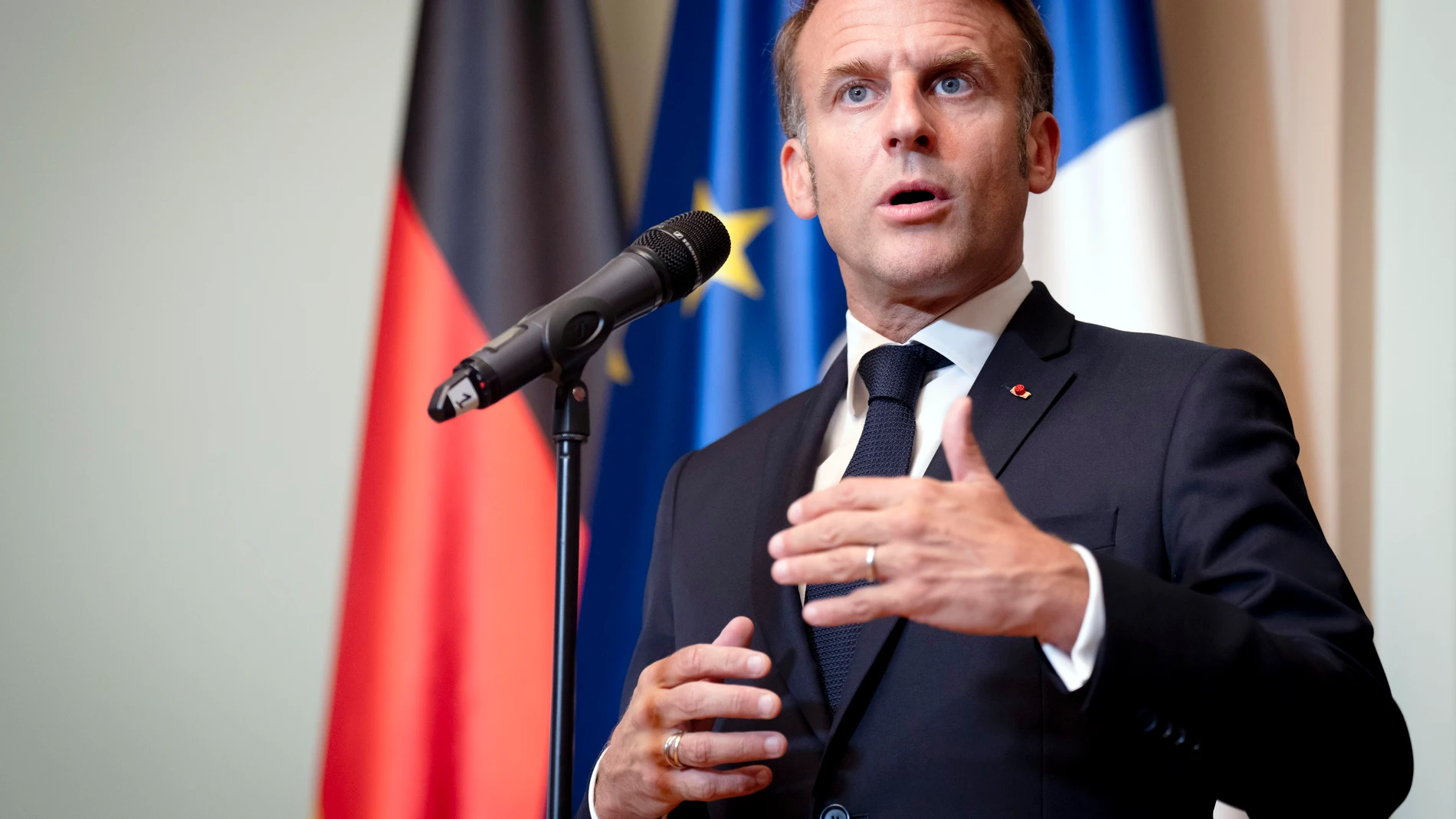 July 23, 2025, Berlin, Berlin, Deutschland: Emmanuel Macron beim Empfang des französischen Staatspräsidenten zu einem gemeinsamen Gespräch mit dem Bundeskanzler mit anschließendem Pressestatement in der Borsig-Villa am Tegeler See. Berlin, 23.07.2025 Europa Press/Contacto/Bernd Elmenthaler 23/07/2025 ONLY FOR USE IN SPAIN