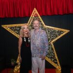 Carmen Lomana junto a Miguel Bosé.