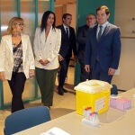 El presidente Alfonso Fernández Mañueco visita el nuevo centro de salud de San Andrés del Rabanado, acompañado, entre otros de los consejeros Alejandro Vázquez y Juan Carlos Suárez-Quiñones