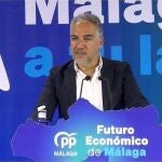 Bendodo dice que Gobierno "se ha quedado sin gasolina" y "está parado" y Sánchez ha sustituido "gestión por ideología"