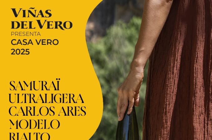 Uno de los carteles anunciadores de Casa Vero Zaragoza