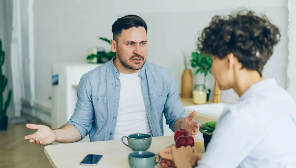 9 señales de alerta en una relación que nunca debes ignorar, según psicólogos