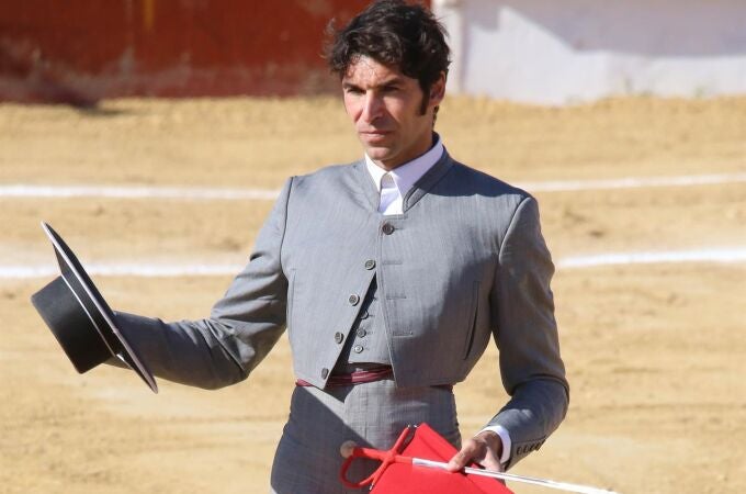 Cayetano Rivera cancela su corrida en Santander
