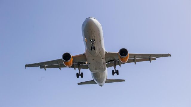 EEUU pide una "investigación completa" del desalojo de estudiantes judíos de un avión en Valencia