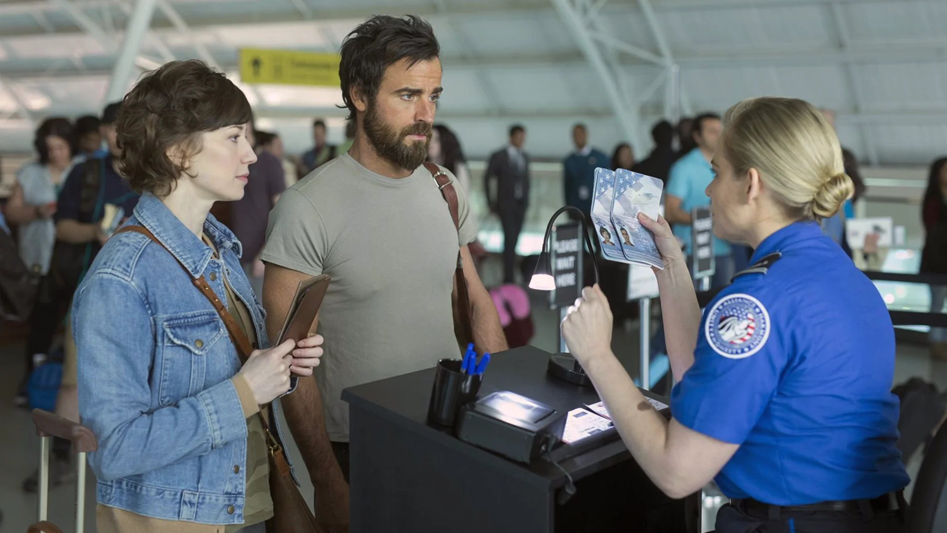 Carrie Coon y Justin Theroux