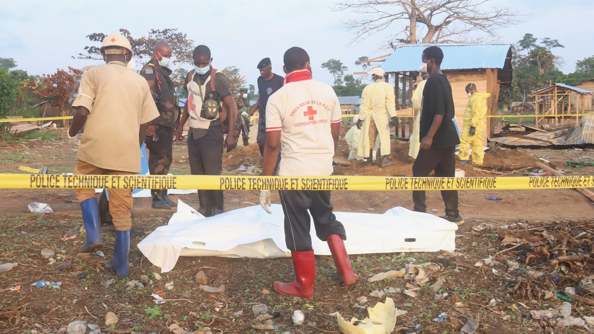 RDCongo.- AMP.- Aumentan a 43 los muertos por el ataque de las milicias ADF contra una iglesia en el este de RDC