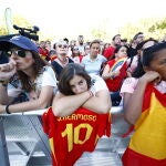 Final de la Eurocopa Femenina entre Espa–a e Inglaterra. Fan zone de Madrid en el parque de Berlin.