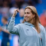 Cata Coll, antes del comienzo de la final de la Eurocopa