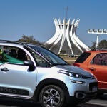 Seguidores de Bolsonaro hacen una caravana en Brasilia contra el juicio por golpismo