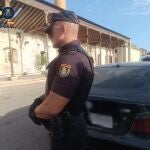 Un agente de la Policía Nacional en Palma