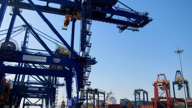 Economía.- El acuerdo con EEUU puede causar una caída de 285 millones de euros al año en las exportaciones valencianas