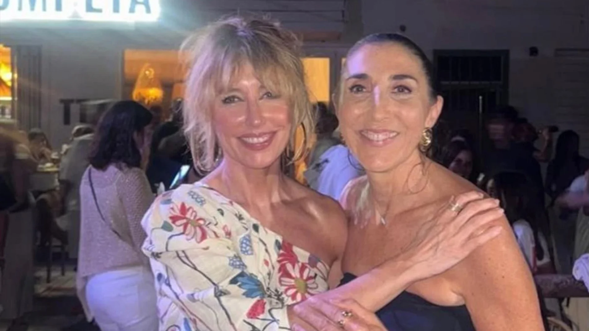 Emma García y Paz Padilla en Cádiz