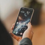 El Samsung Galaxy S24 FE cuenta con una pantalla AMOLED de 6,7 pulgadas