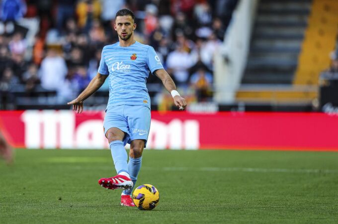 Fútbol.- El Valencia ficha al central José Copete hasta 2029