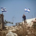Un colono israelí mata a un activista que ayudó a grabar 'No Other Land', denuncia un codirector