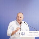 AMP.- Tellado se rodea de 27 personas para engrasar electoralmente al PP y sólo incluye a una mujer como coordinadora