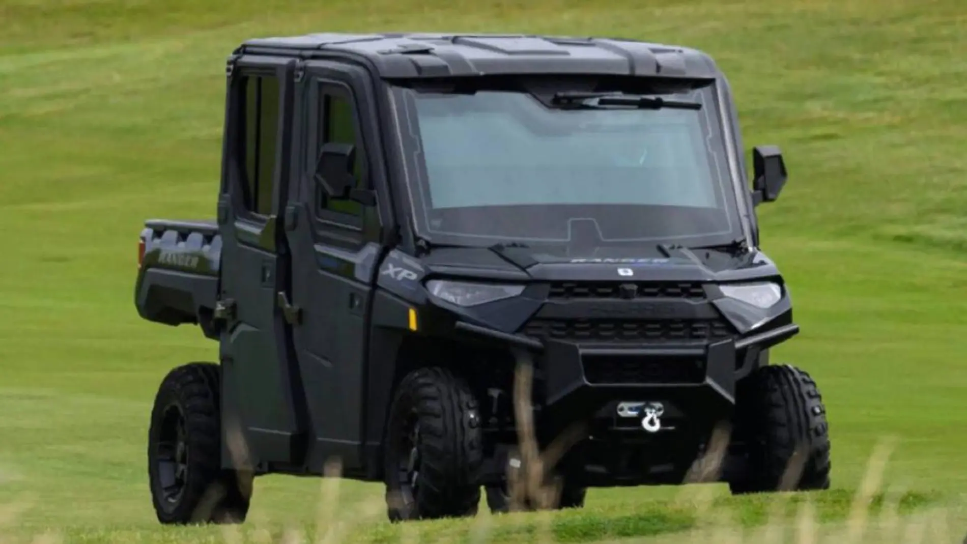 Golf Force One: el carro de golf blindado que protege a Donald Trump mientras practica su deporte favorito