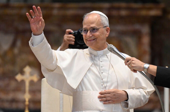El papa pide a los 'influencers' católicos que lleven la paz a las redes sociales