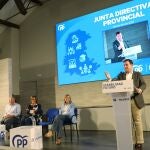  El presidente del Partido Popular y de la Junta Castilla y León, Alfonso Fernández Mañueco; y la presidenta del PP de Palencia, Ángeles Armisén, clausuran la Junta Directiva Provincial del PP en esta provincia