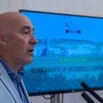 El diputado de Desarrollo Económico, Óscar Moral, presenta el proyecto