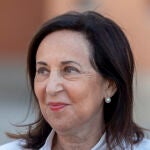 Robles asiste al homenaje a los caídos en honor de los caballeros legionarios paracaidistas fallecidos
