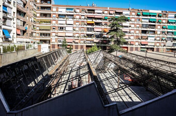 Trabajos de desamiantado en la nave de Doctor Esquerdo 138 concluyeron ayer con niveles "muy por debajo" de los límites
