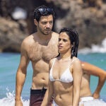 Henry Junior y Camila Cabello en Ibiza