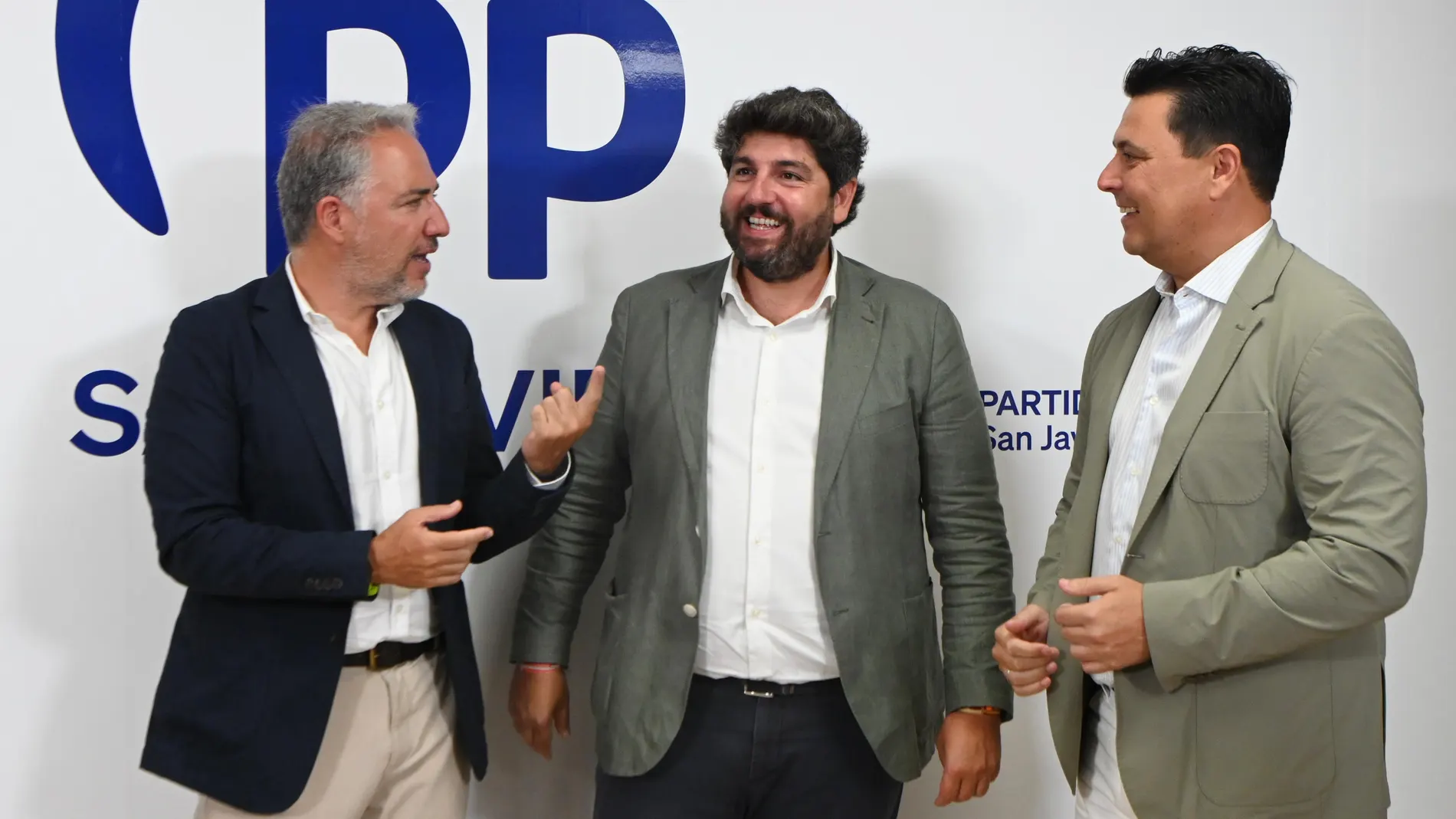 Elías Bendodo, Fernando López Miras y José Miguel Luengo