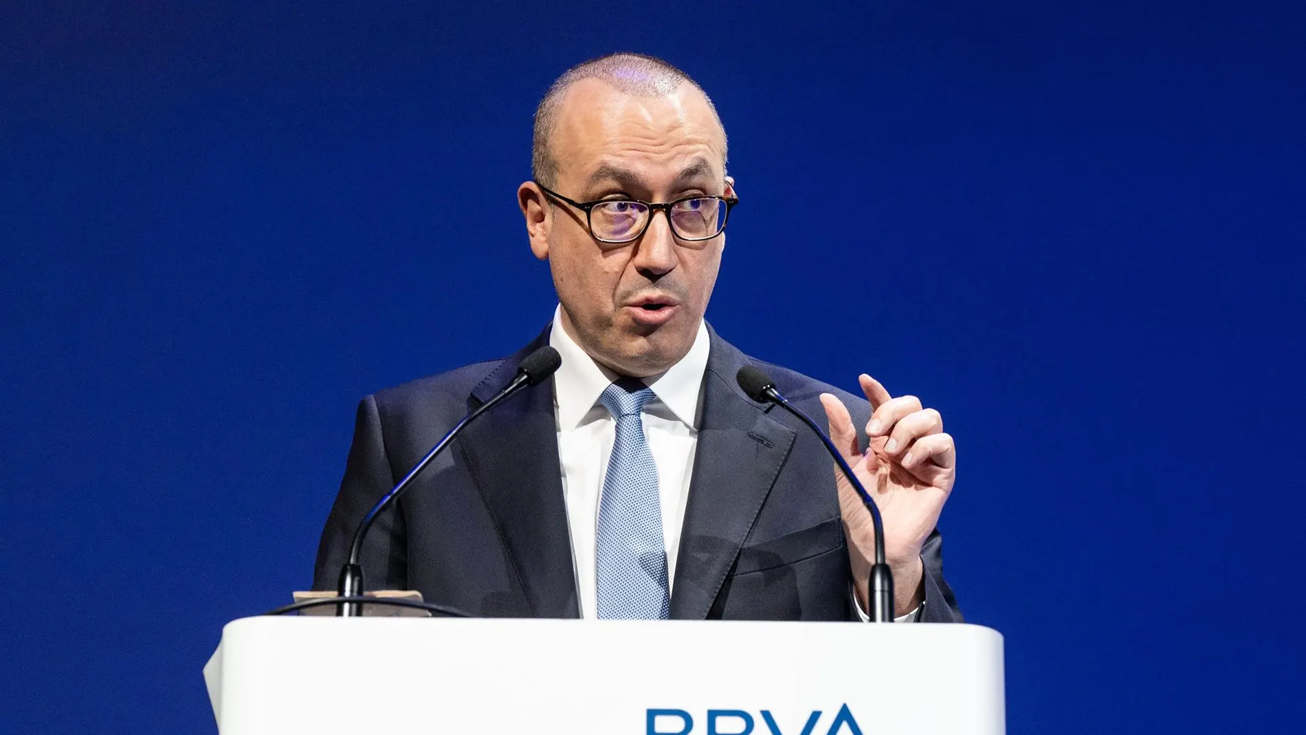 Economía.- BBVA insiste en que la OPA al Sabadell es una "buena operación", pero no garantiza que vaya a lanzarla