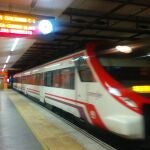 Tren de Renfe Cercanías Málaga en la estación de María Zambrano