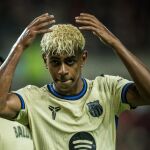 Fútbol.- Lamine Yamal lidera la goleada del Barça ante el FC Seoul (3-7)